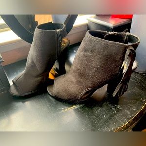 Suede black booties/ heels